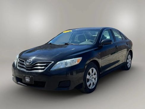 Used 2011 Toyota Camry FWD image 2