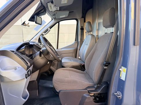 Used 2019 Ford Transit 250 148 High Roof Extended RWD image 9