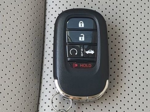 Used 2024 Honda Accord EX-L image 25