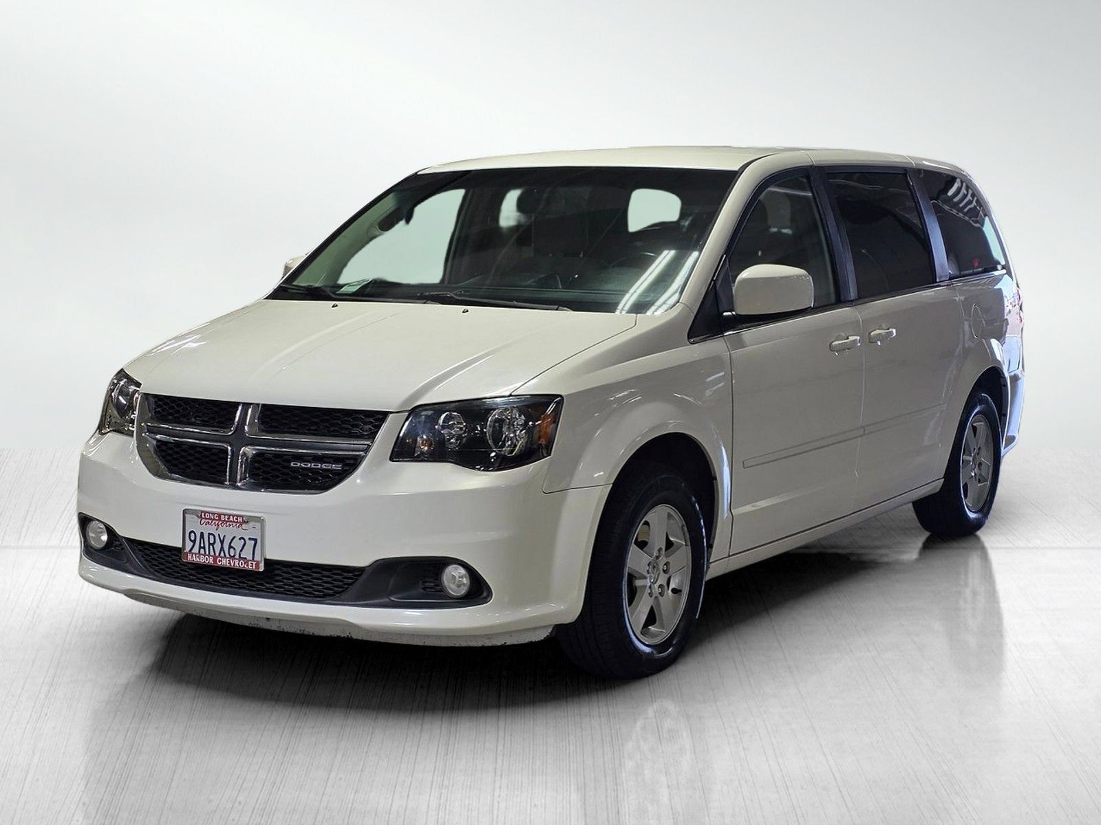 Used 2012 Dodge Grand Caravan Crew FWD image 3