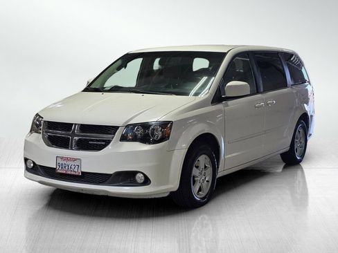 Used 2012 Dodge Grand Caravan Crew FWD image 3