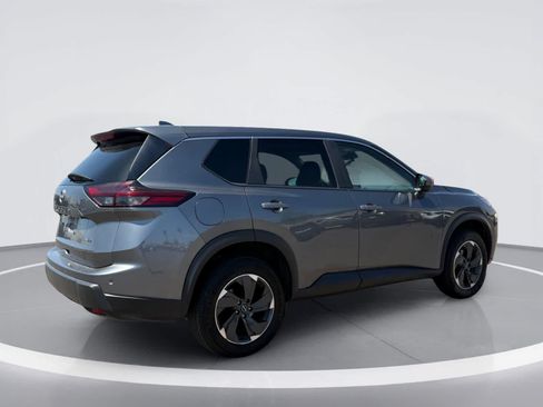 Used 2025 Nissan Rogue SV AWD/4WD image 5