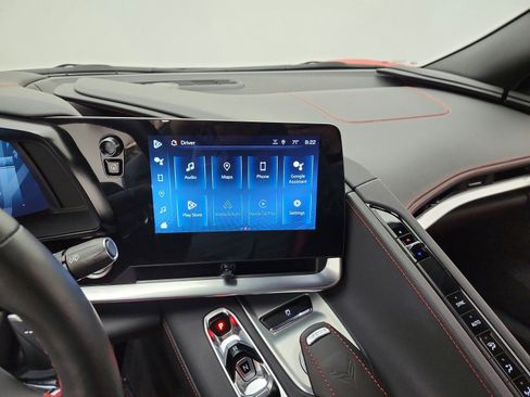 Used 2024 Chevrolet Corvette Stingray Coupe RWD image 13