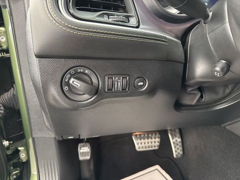 Used 2023 Dodge Challenger R/T Scat Pack image 21