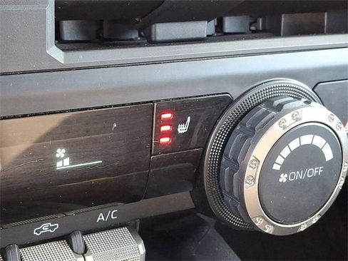 Certified 2025 Toyota Tacoma SR5 image 23