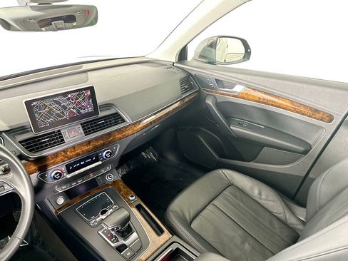 Used 2018 Audi Q5 2.0T Premium Plus w/ Premium Plus Package image 23