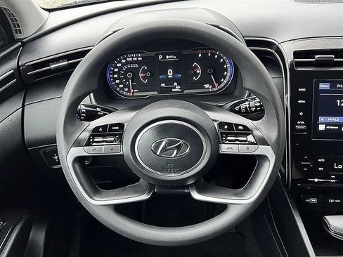 Used 2024 Hyundai Tucson SEL FWD image 20