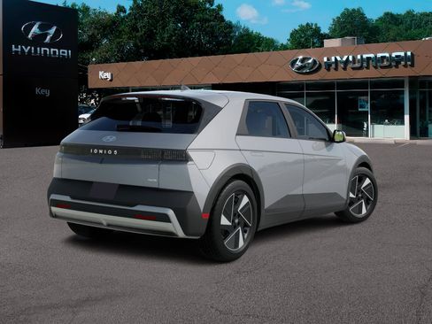 New 2026 Hyundai Ioniq 5 SEL image 12