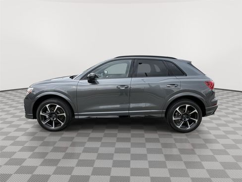Used 2025 Audi Q3 2.0T Premium Plus w/ Premium Plus Package AWD/4WD image 2