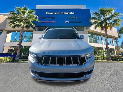 Certified 2022 Jeep Wagoneer Series III image 3