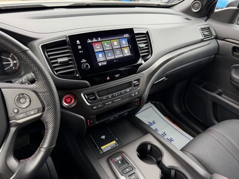 Certified 2024 Honda Passport TrailSport image 16