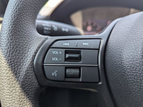 Used 2025 Honda Accord LX image 13