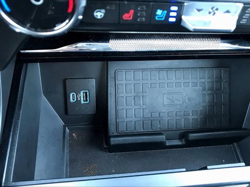 Used 2022 Ford F150 Lariat w/ Equipment Group 502A High image 31