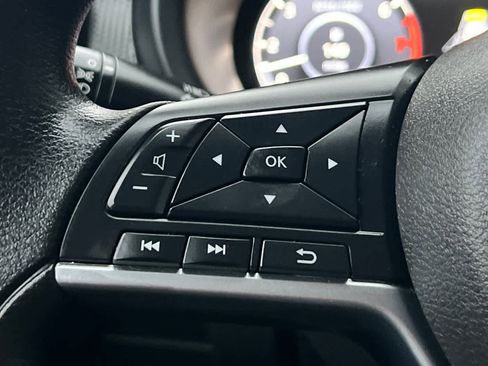 Used 2024 Nissan Kicks SV image 30