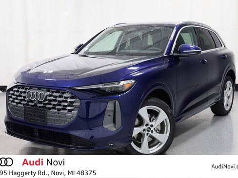 New 2025 Audi Q5 Premium Plus image 1