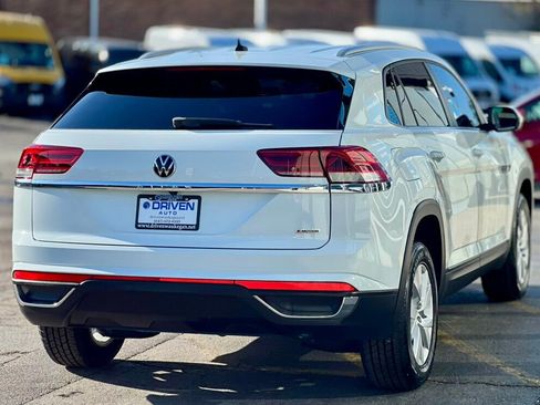 Used 2020 Volkswagen Atlas Cross Sport S image 31