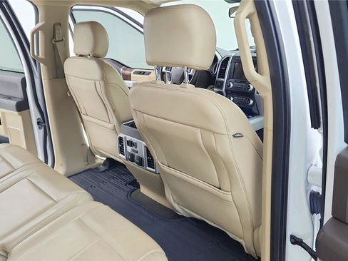 Used 2018 Ford F150 Lariat w/ Equipment Group 502A Luxury image 36