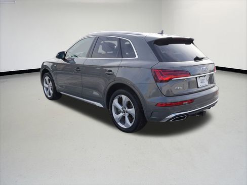 Certified 2023 Audi Q5 2.0T Premium Plus w/ Premium Plus Package image 3