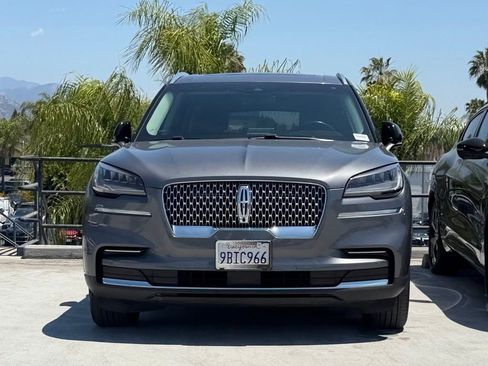 Used 2022 Lincoln Aviator Reserve w/ Elements Package Plus RWD image 2