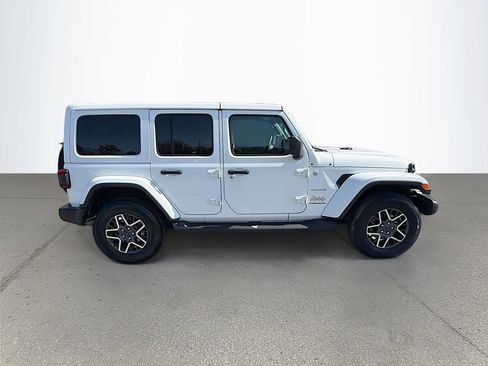 Used 2024 Jeep Wrangler Sahara image 2