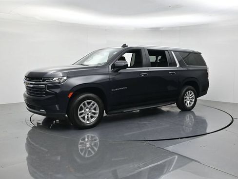 Used 2023 Chevrolet Suburban LT RWD image 5
