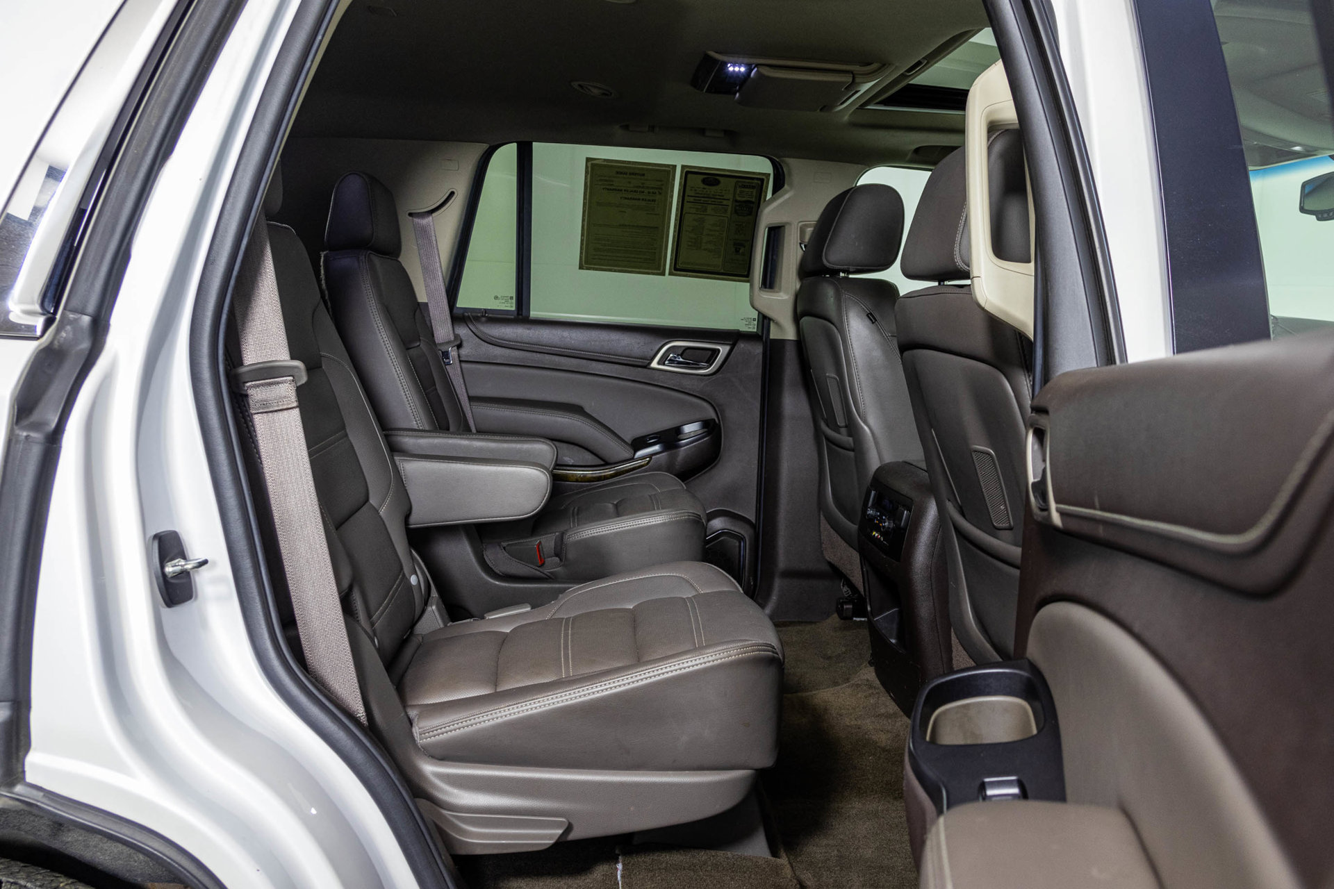 Used 2016 GMC Yukon Denali w/ Open Road Package AWD/4WD image 53
