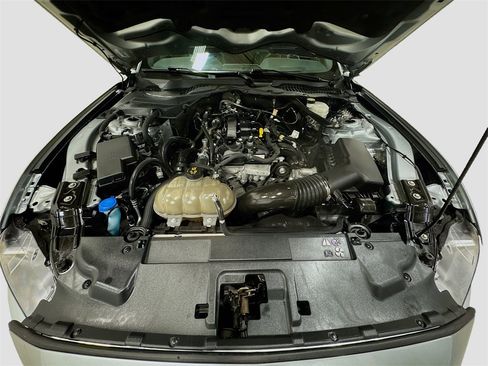 Used 2022 Ford Mustang Premium image 34