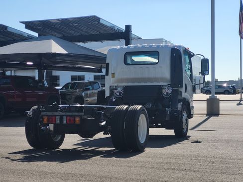 New 2026 Isuzu NPR RWD image 7