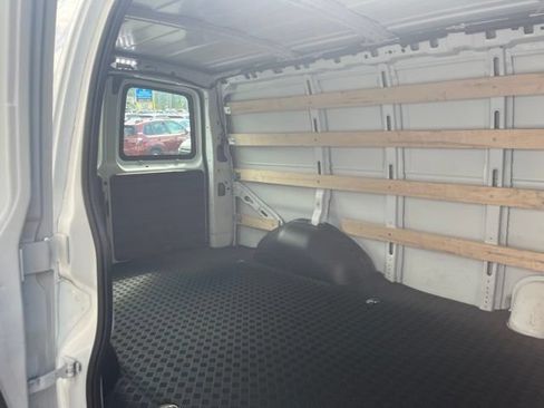 Used 2025 Chevrolet Express 2500 w/ Driver Convenience Package RWD image 18