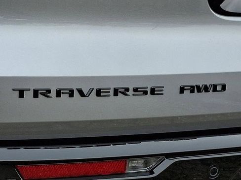 New 2026 Chevrolet Traverse Z71 image 12