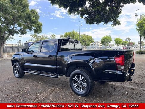 Used 2016 Toyota Tacoma TRD Sport w/ Towing Package RWD image 4