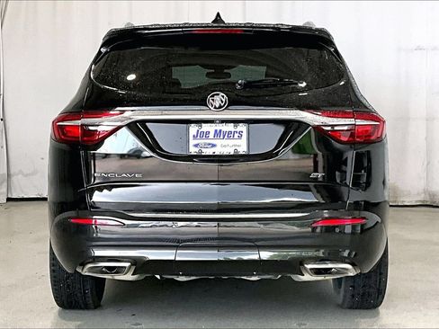 Used 2021 Buick Enclave Essence w/ Sport Touring Edition FWD image 4