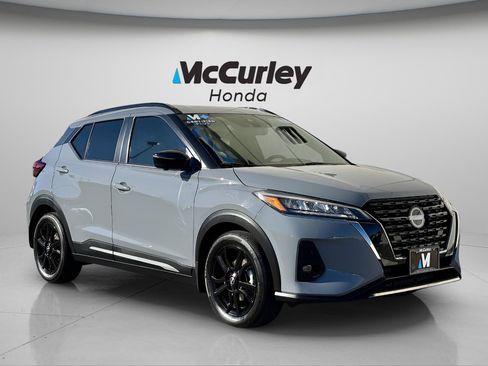 Used 2023 Nissan Kicks SR w/ SR Premium Package image 1