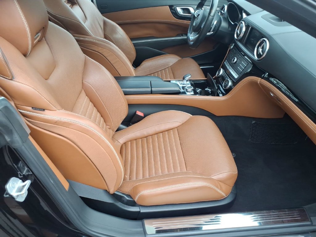 Used 2018 Mercedes-Benz SL 550 image 9