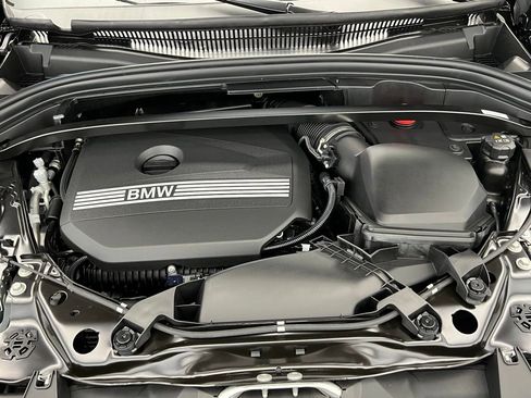 Used 2025 BMW X1 xDrive28i w/ Premium Package image 6