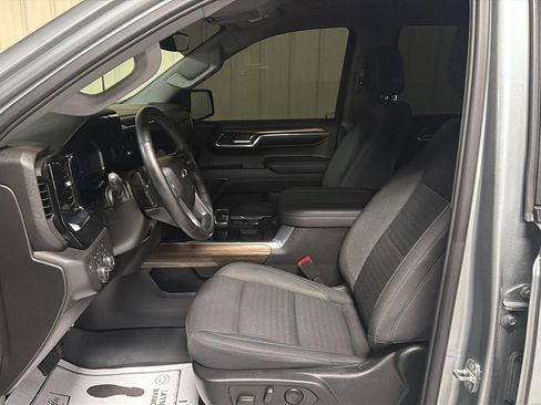 Used 2023 Chevrolet Silverado 1500 RST w/ Z71 Off-Road Package image 12