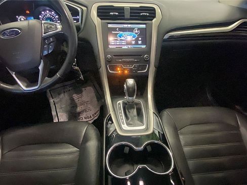 Used 2016 Ford Fusion SE w/ Equipment Group 202A image 14