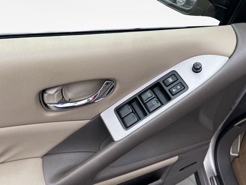 Used 2010 Nissan Murano SL w/ Leather Pkg image 15