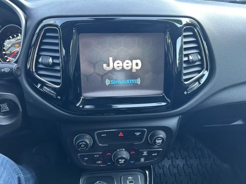 Used 2019 Jeep Compass Limited image 14