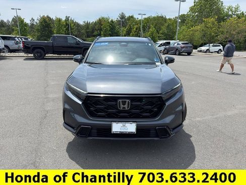 Used 2025 Honda CR-V Sport image 2