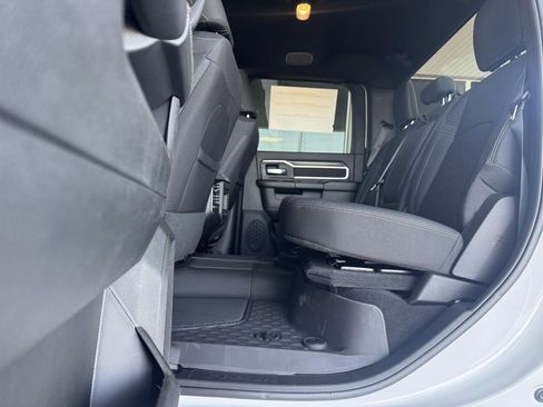 New 2026 RAM 2500 Big Horn AWD/4WD image 9