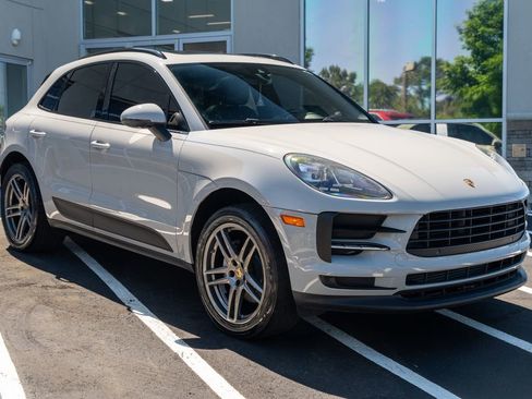 Used 2020 Porsche Macan AWD/4WD image 7