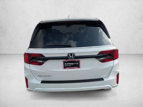 Used 2026 Honda Odyssey EX-L image 7