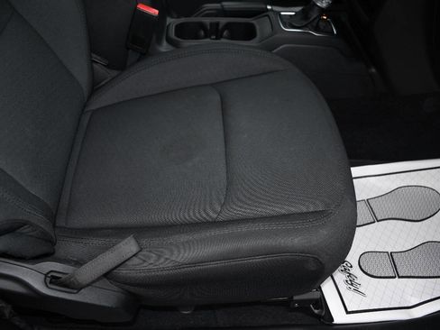 Used 2022 Jeep Wrangler Sport image 24