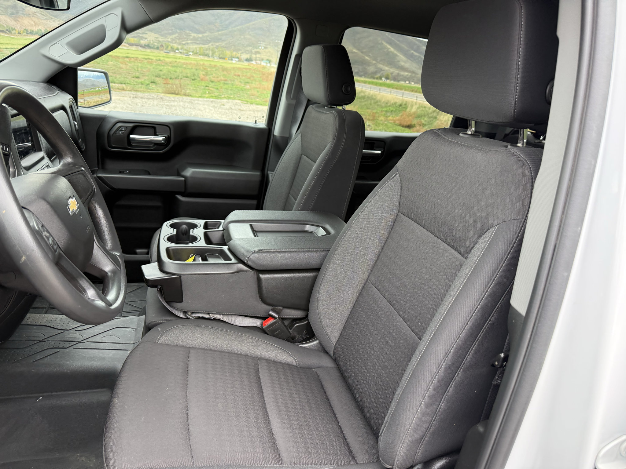 Used 2024 Chevrolet Silverado 1500 Custom AWD/4WD image 17