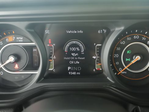 Used 2024 Jeep Wrangler Sport S image 11