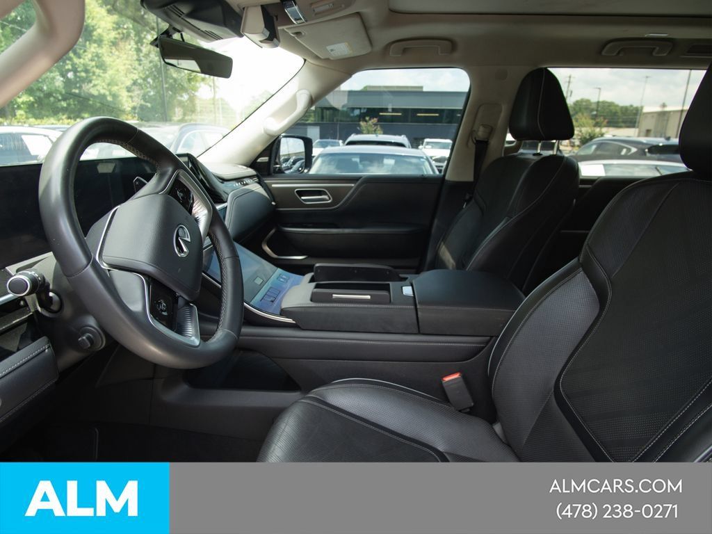 Used 2025 INFINITI QX80 Luxe AWD/4WD image 17