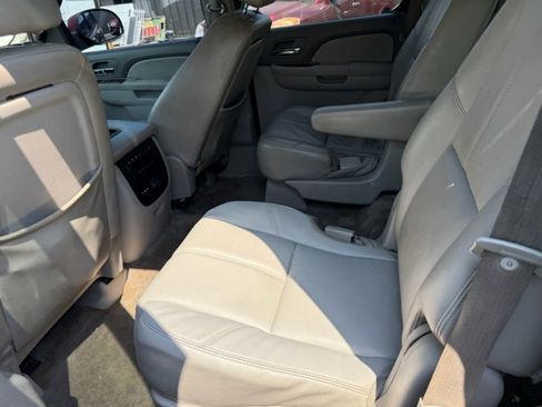 Used 2010 Chevrolet Tahoe LT w/ Luxury Package image 23