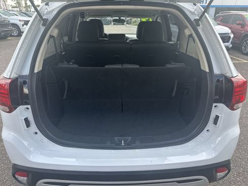 Used 2019 Mitsubishi Outlander SE FWD image 30