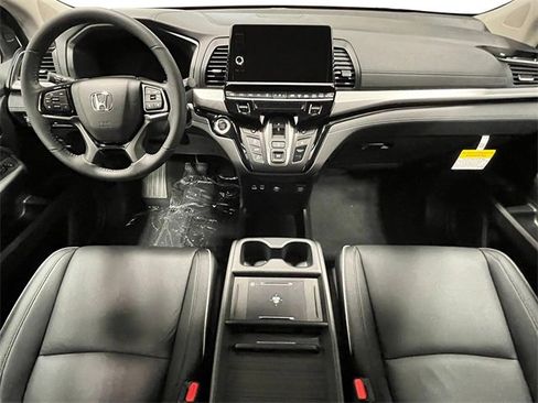 New 2026 Honda Odyssey Touring image 16